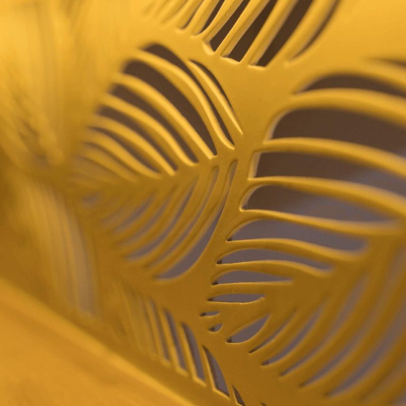 Лестница на монокосоуре с ясенем, стеклом и подсветкой