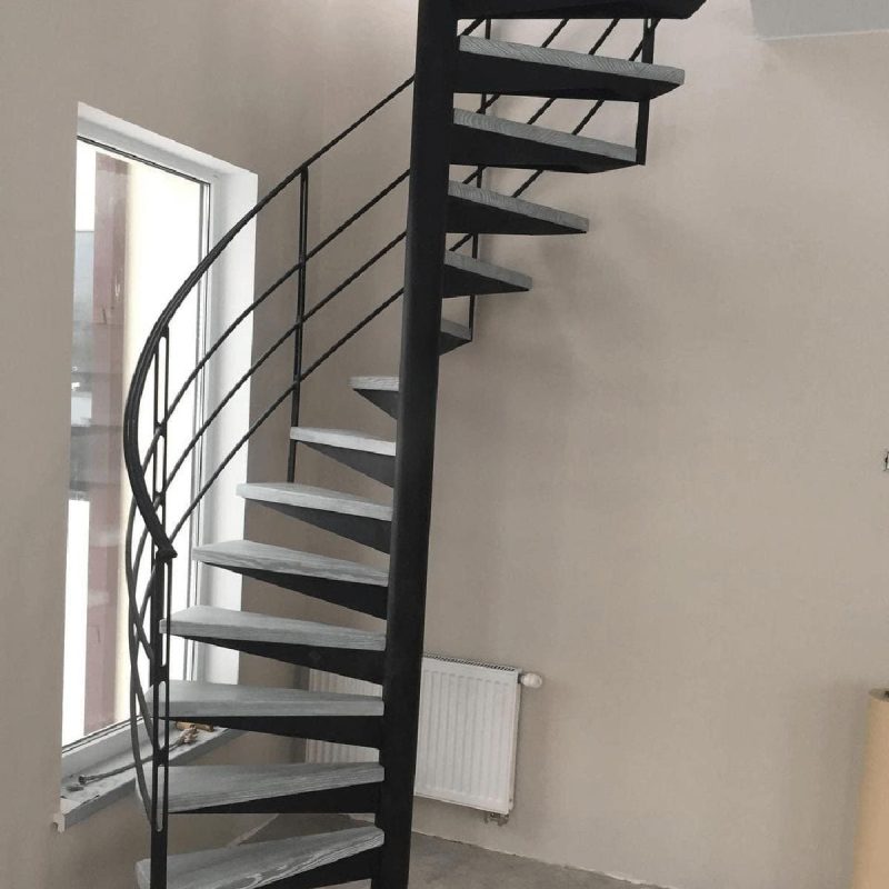 Межэтажная винтовая лестница