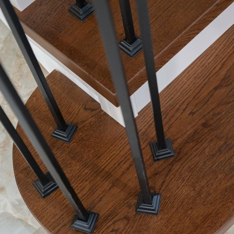 Облицовка лестницы шпоном с гнутым поручнем